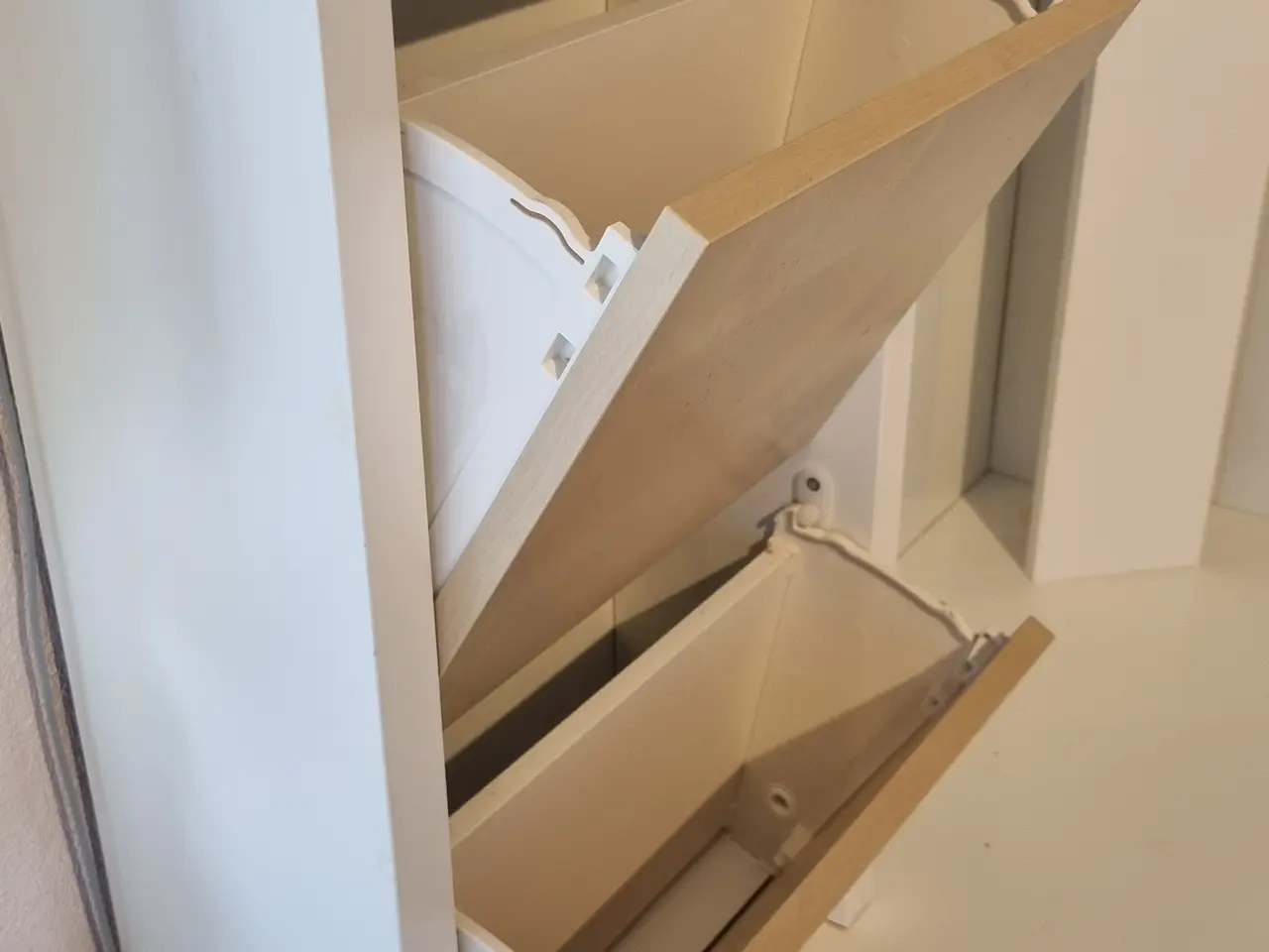 Billede 3 - Hjørnebord + skuffer