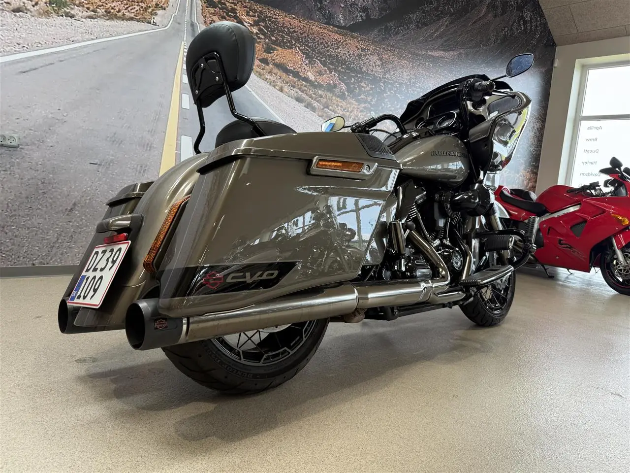 Billede 2 - Harley-Davidson FLTRXSE ROAD GLIDE CVO 117"