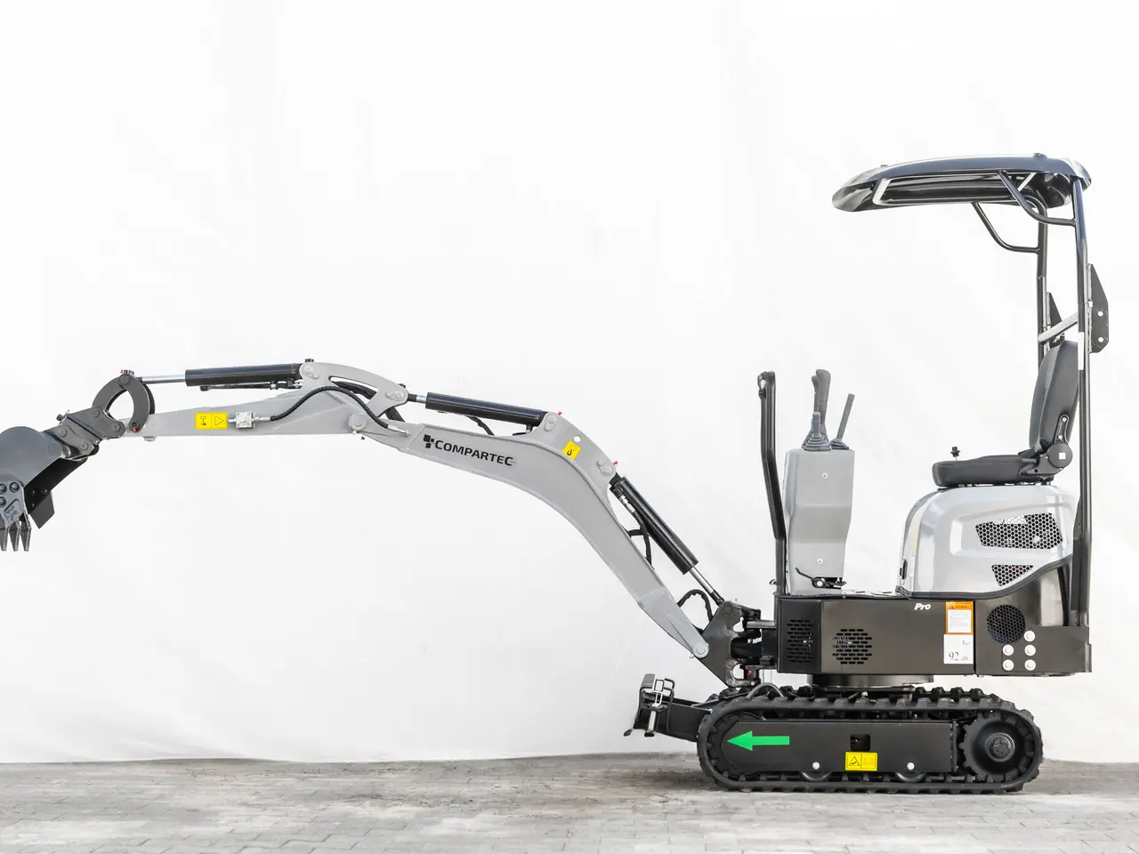 Billede 5 - Bobmaster Plus diesel minigraver - 970 kg med drejearm og justerbar undervogn, inkl. skovlsæt