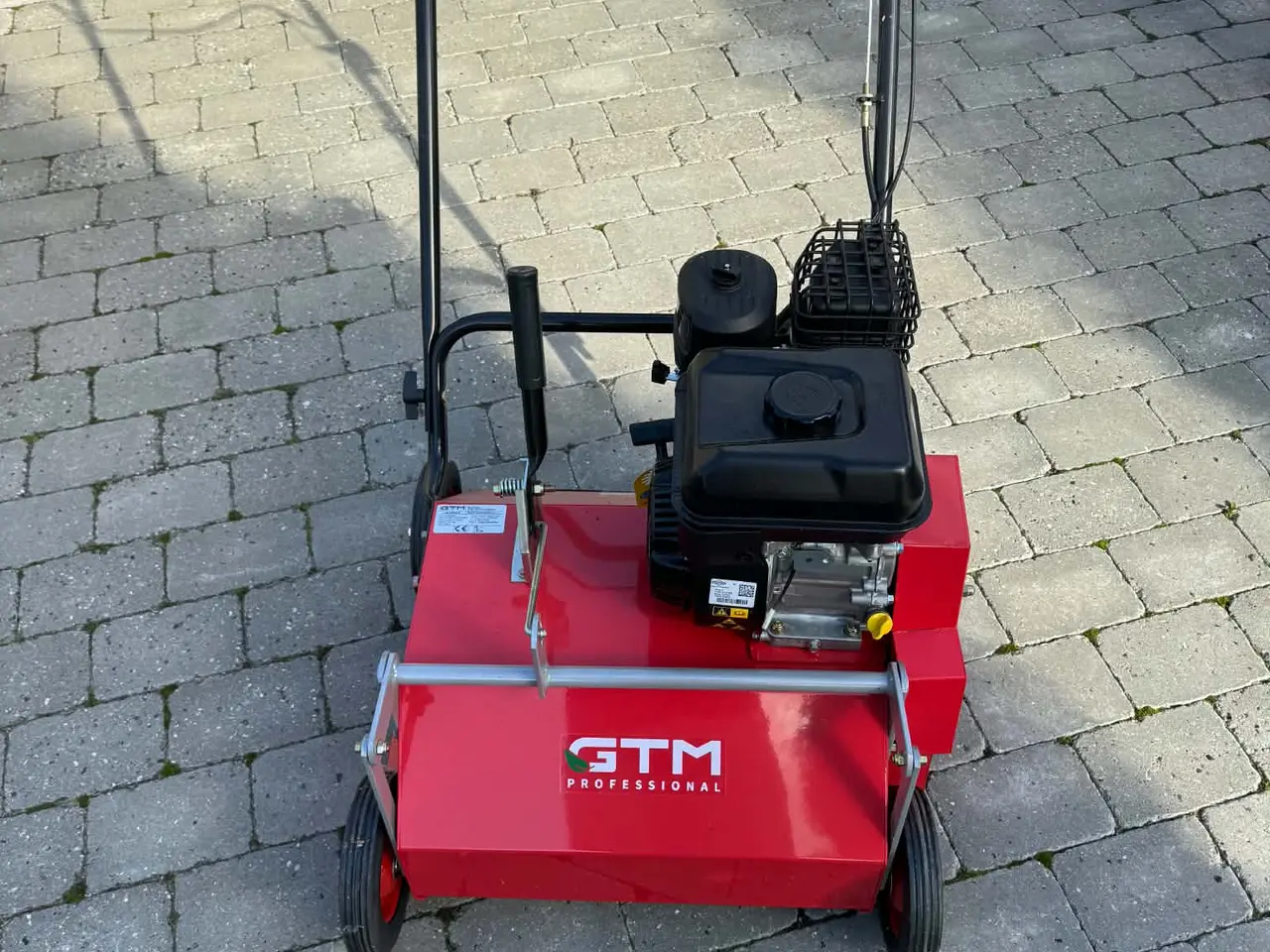 Billede 2 - GTM vertikalskærer med Briggs & Stratton benzinmot