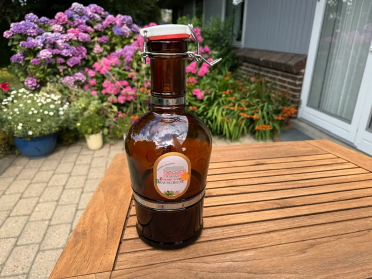 Billede 1 - ØL-FLASKE 2 liter. Øl-growler