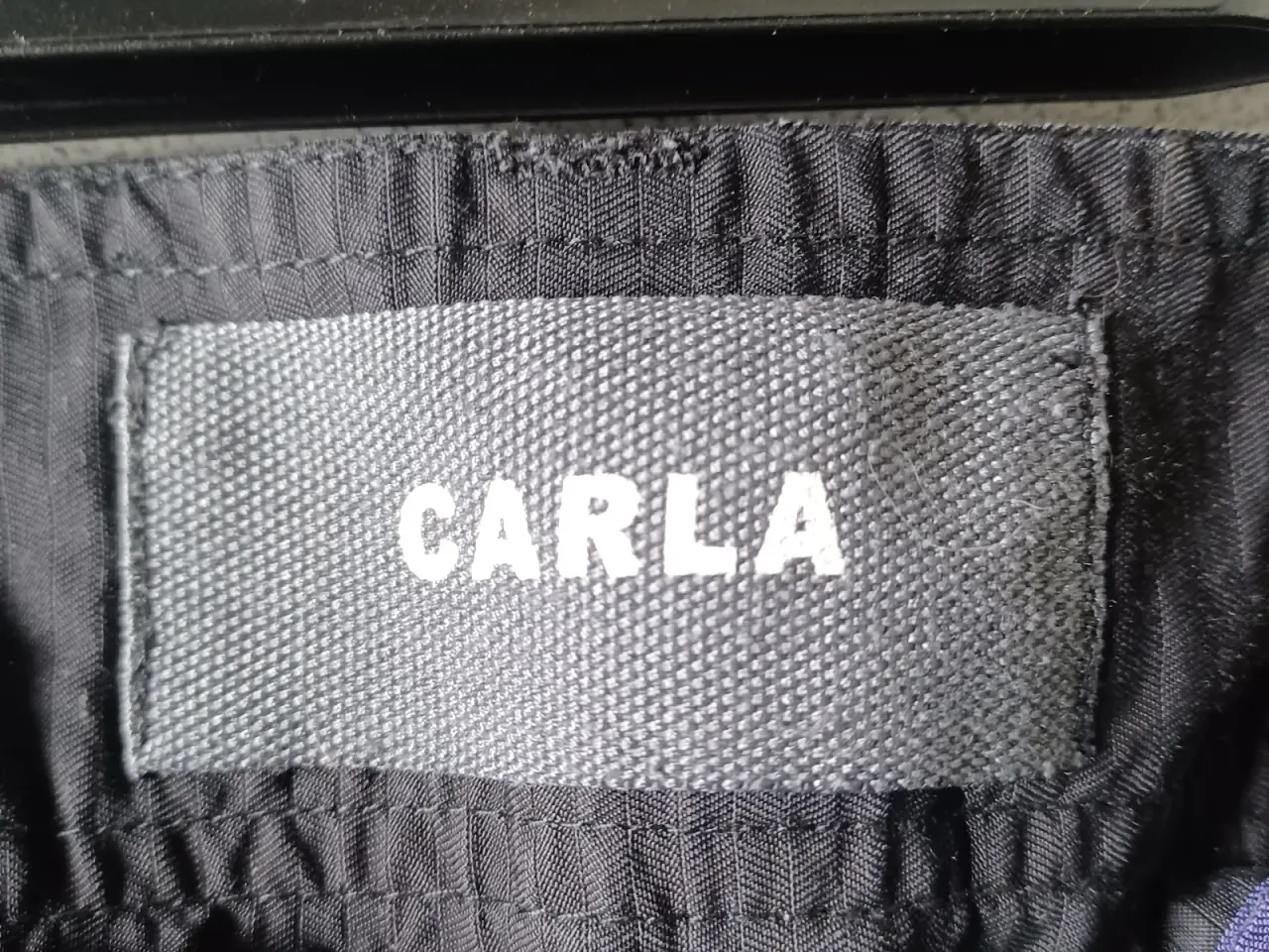Billede 4 - Carla stumpebukser str 42