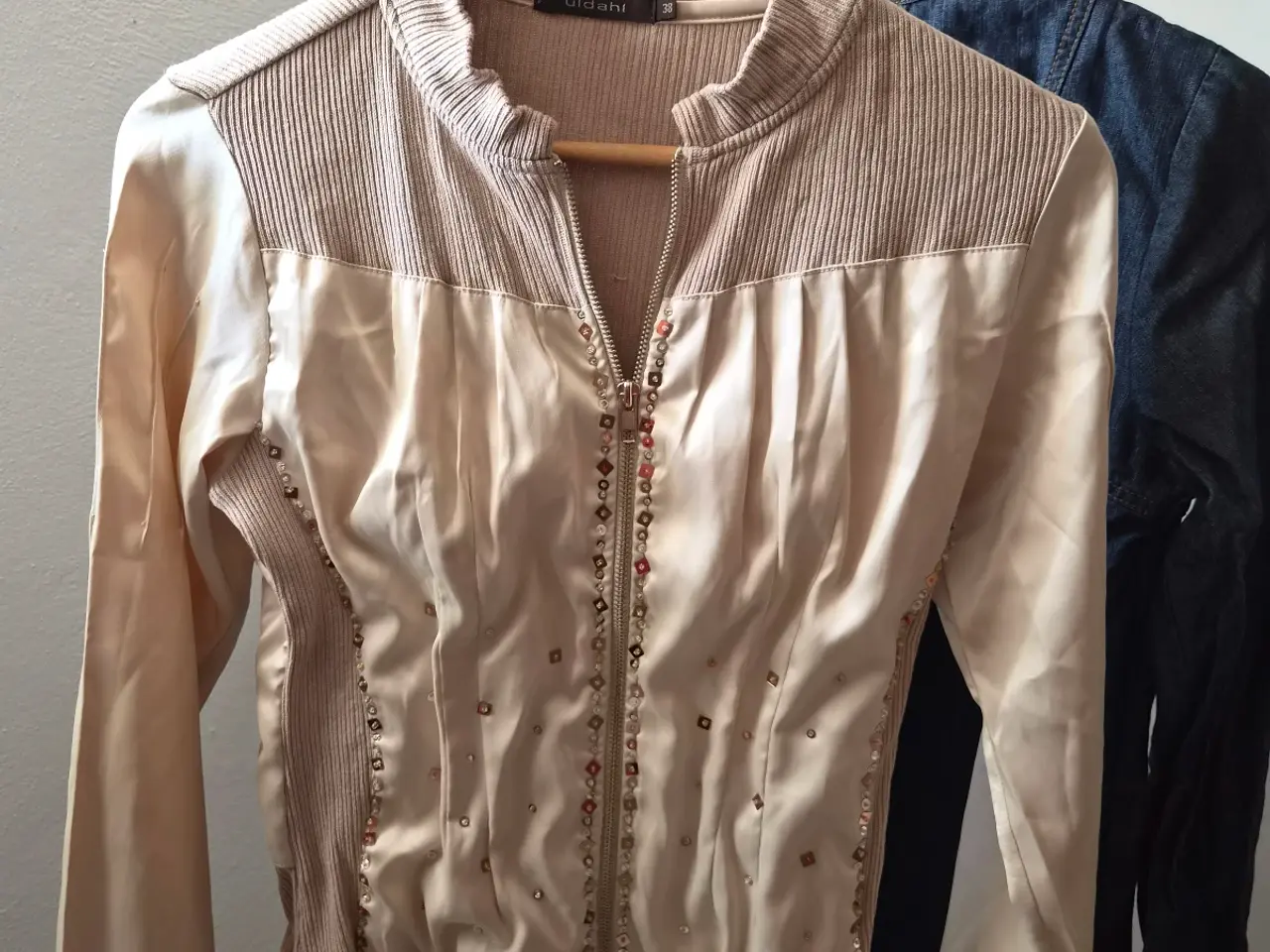 Billede 1 - Smart let jakke fra Uldahl str. 38