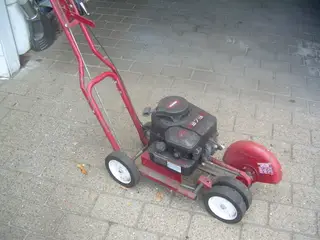 Kantklipper