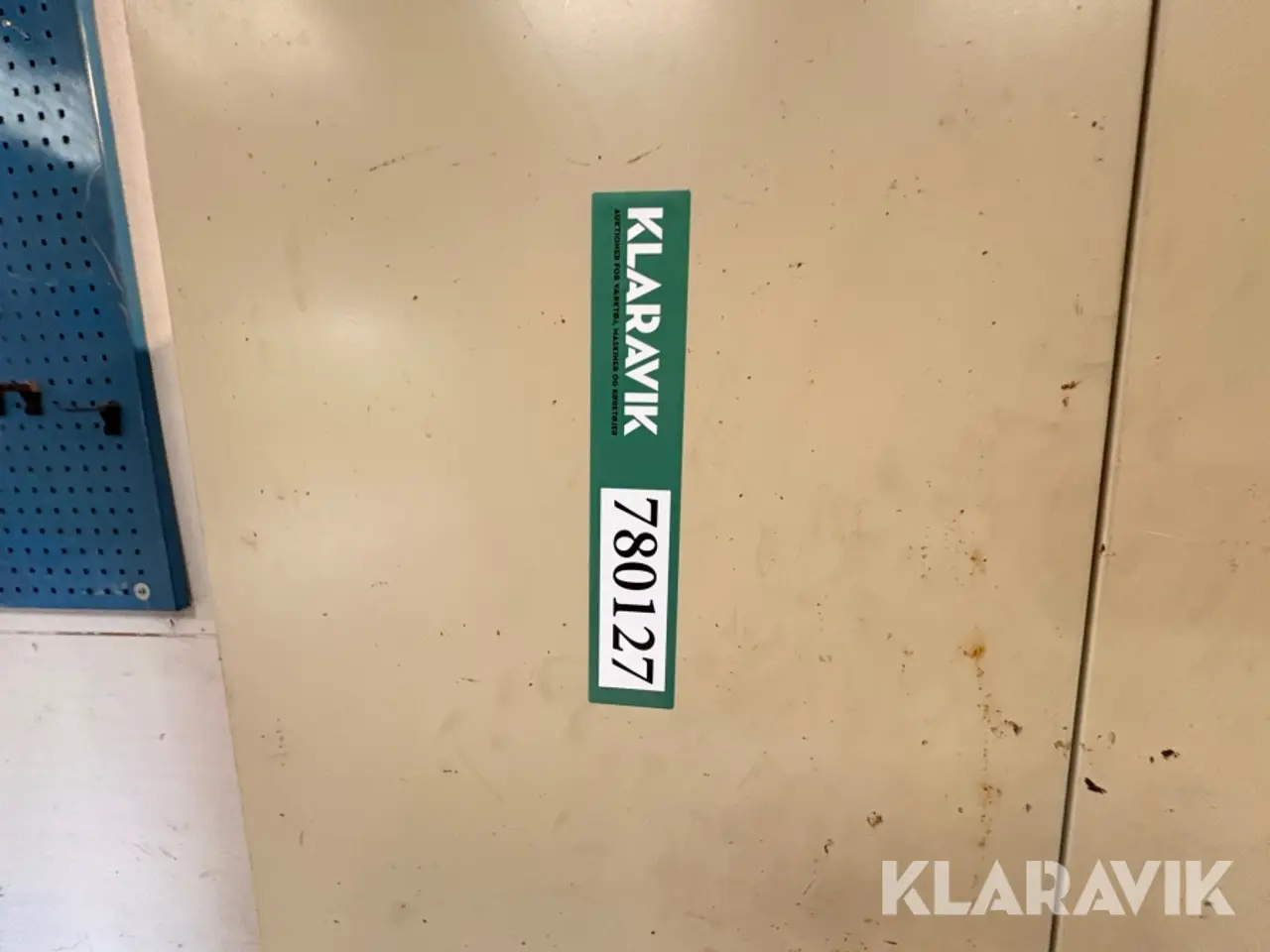 Billede 9 - Skabe og tavler