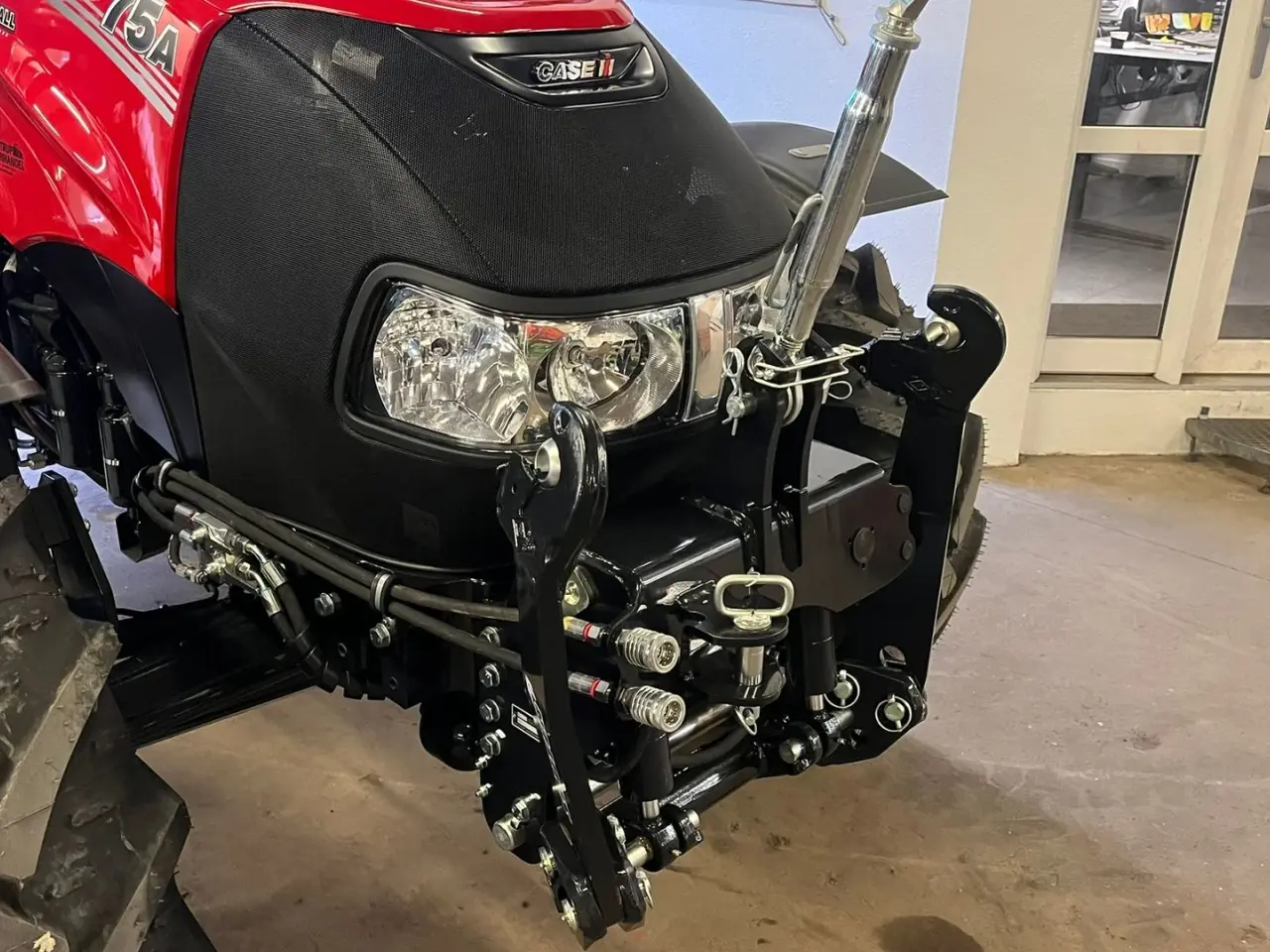 Billede 17 - Sauter Til CASEIH Vi kan levere frontlifte til din CaseIH traktor til en god pris.