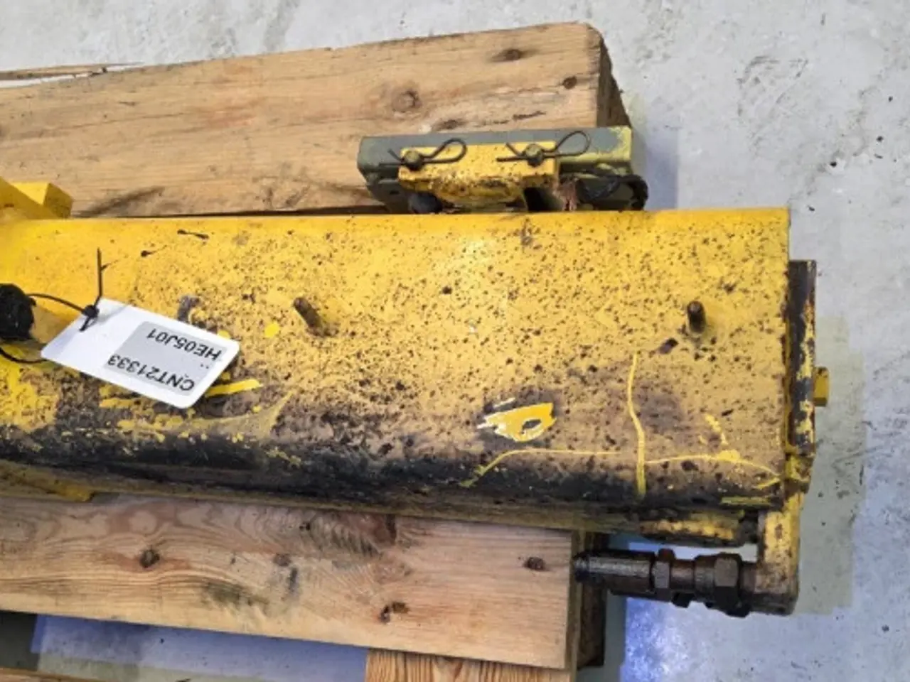 Billede 9 - New Holland LB115B Støtteben L. 87376353