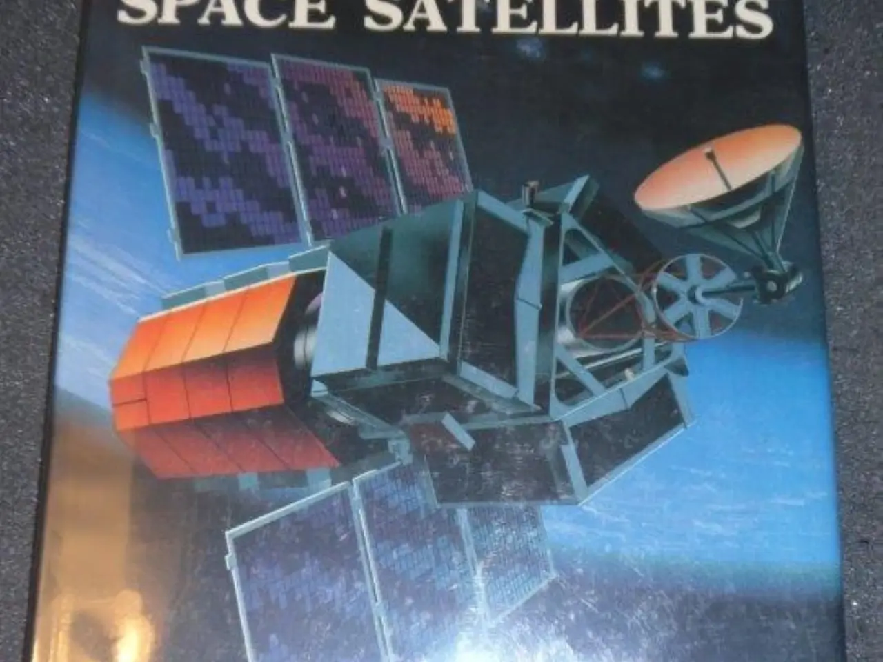 Billede 1 - The Complete Encyclopedia of Space Satellites