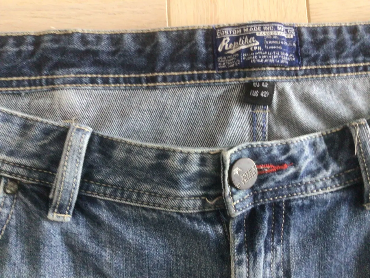 Billede 2 - Shorts 42 m/lynlås - Replika