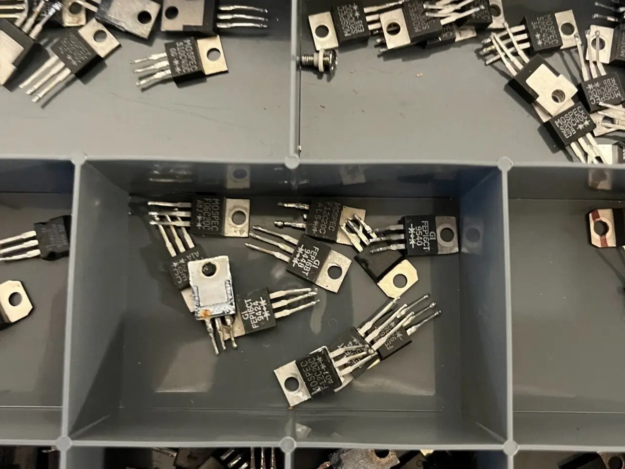 Billede 5 - parti of TO-220 Power Transistors, MOSFETs & in