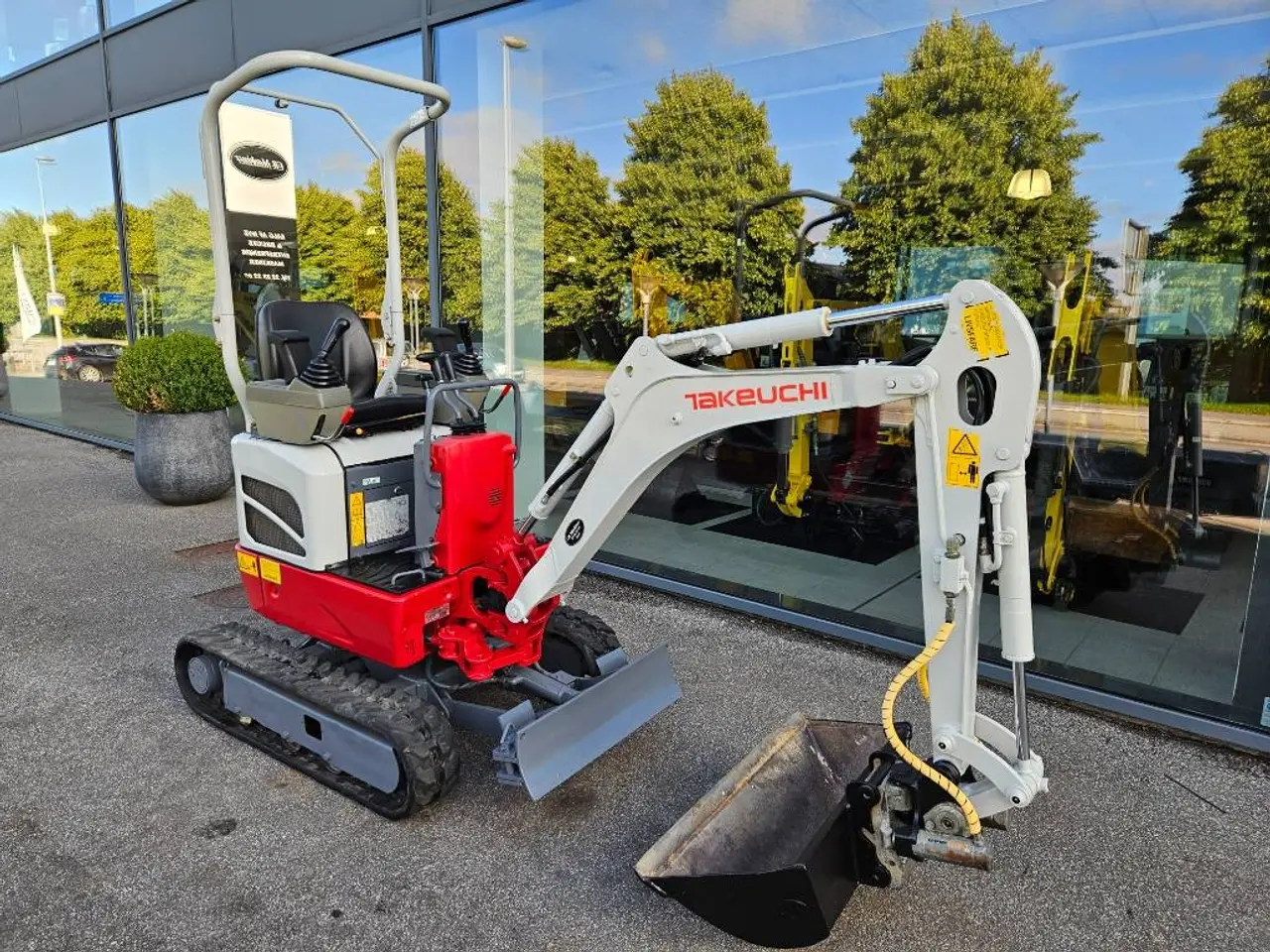 Billede 1 - Takeuchi TB 210 R