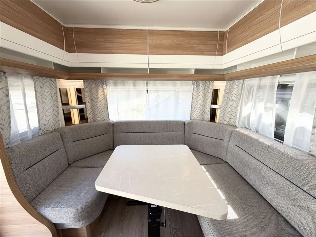 Billede 7 - 2022 - Hobby De Luxe 495 UL Enkeltsenge-Lamel-Mover