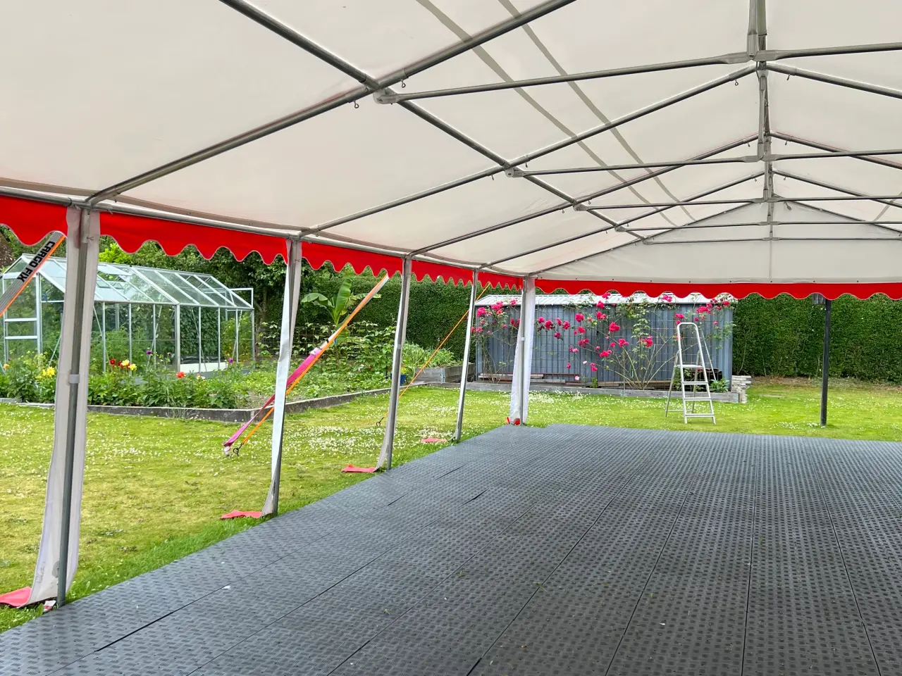 Billede 11 - 6x12 M professionelt partytelt udlejes