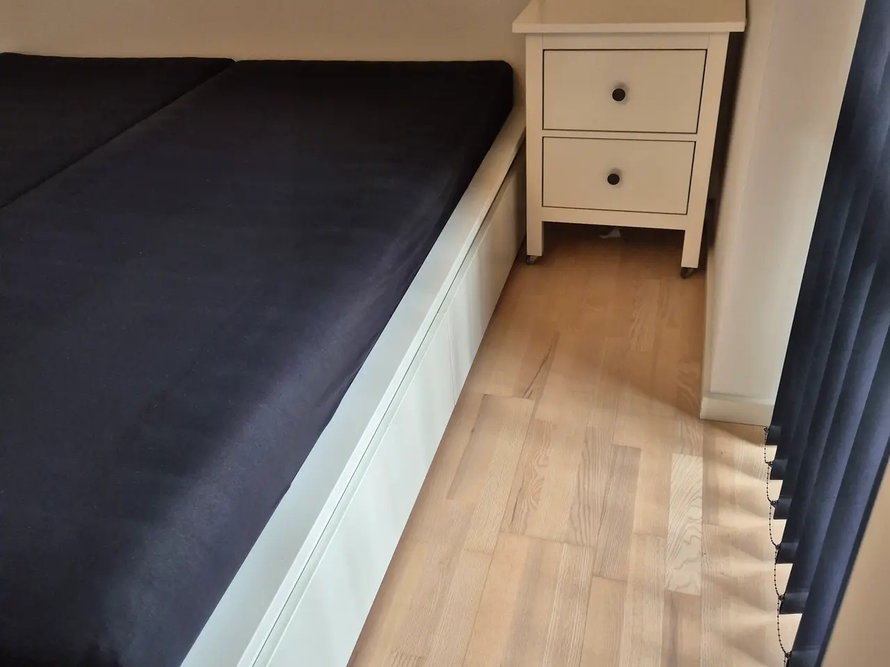 Billede 5 - Sengestel - Malm fra Ikea - 180 x 200 cm 