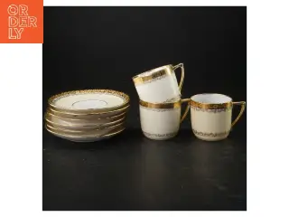 Porcelænskop og underkop sæt