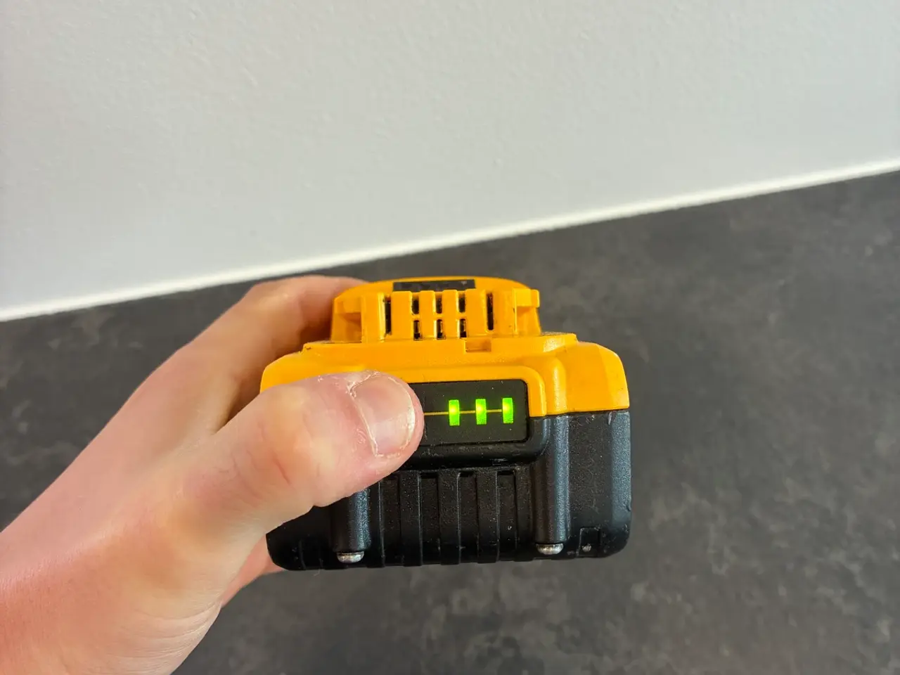 Billede 7 - DeWalt 18V 5.0 Ah XR Li-Ion batteri