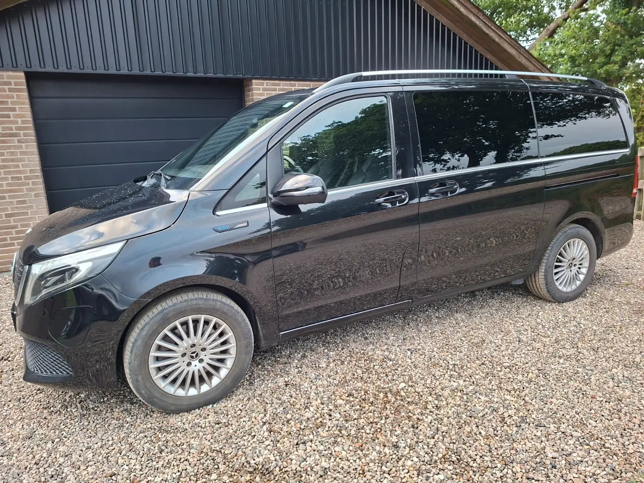 Billede 1 - Mercedes EQV300  Avantgarde L Van