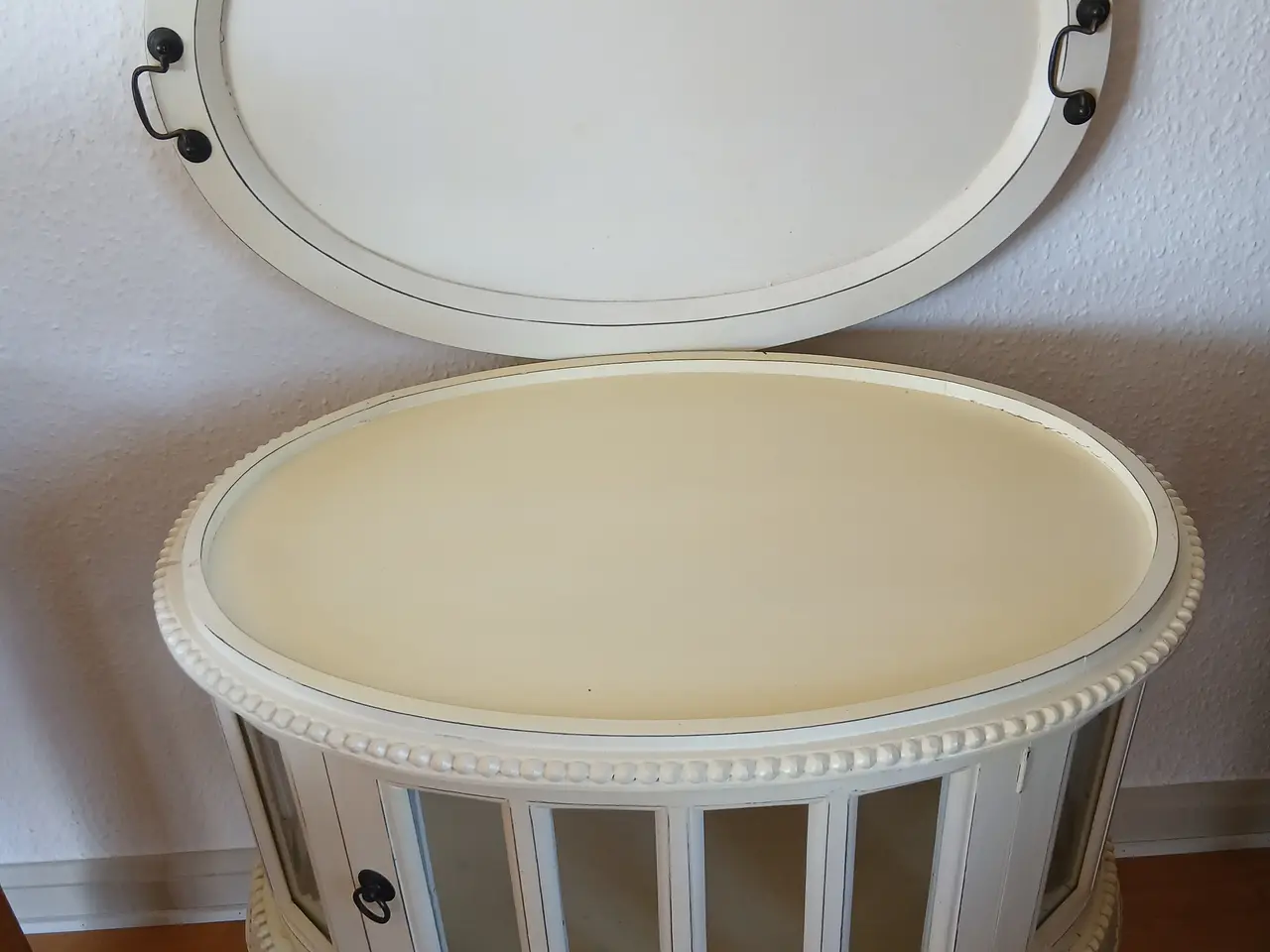 Billede 7 - Barskab Med Serveringsbakke