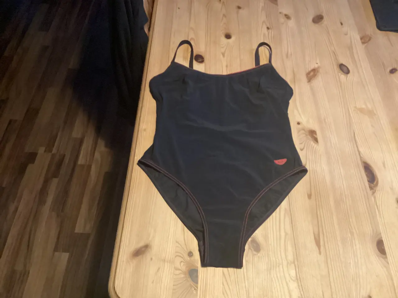 Billede 1 - Badedragter Forsk. Str.