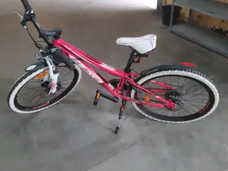 pige cykel 8 år som ny