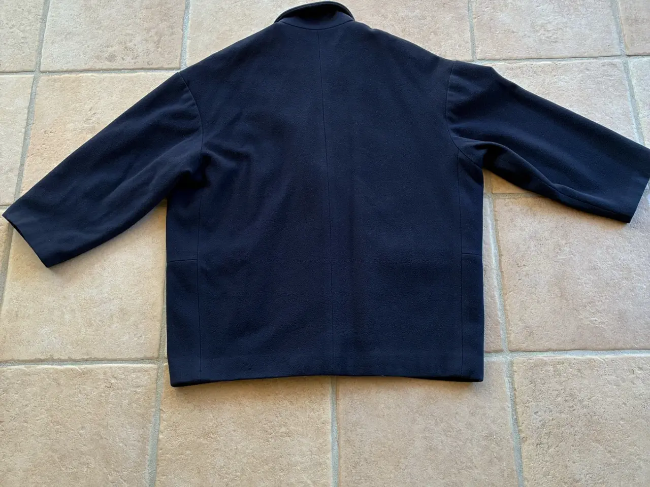 Billede 2 - Eget design jakke str. 44