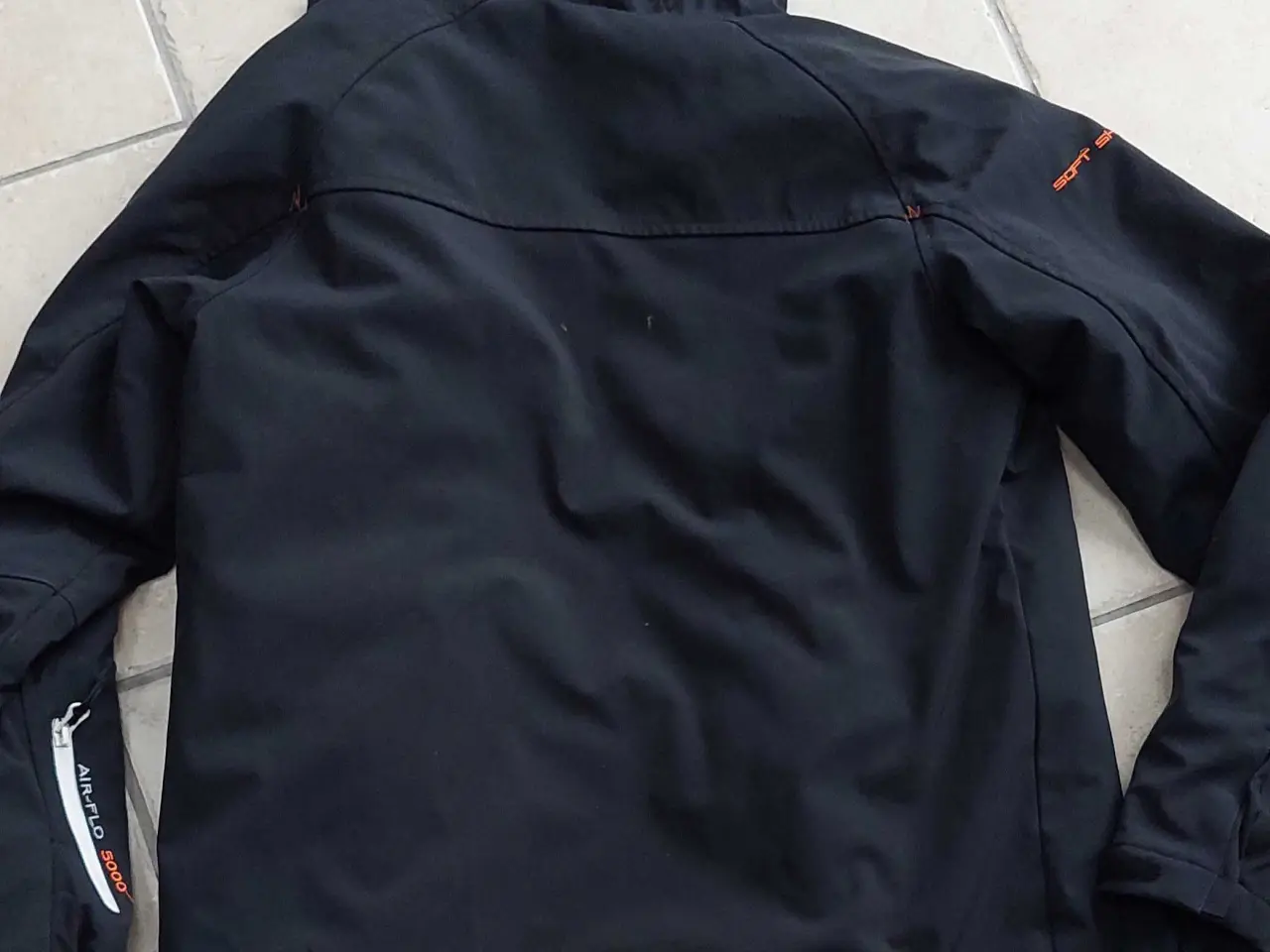Billede 6 - Sort soft shell vinter jakke. 