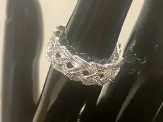 * Sterlingsølv; Elegant fingerring