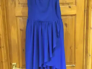 maxi kjole.-Lipsy brandet, i blå farvet,chiffon