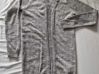 Cardigan str 146-152 