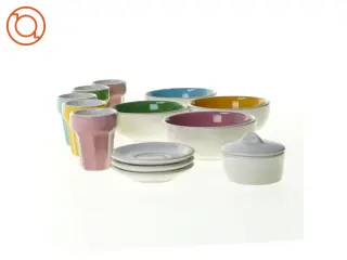Sæt af porcelæn til legekøkken (str. Blandet)