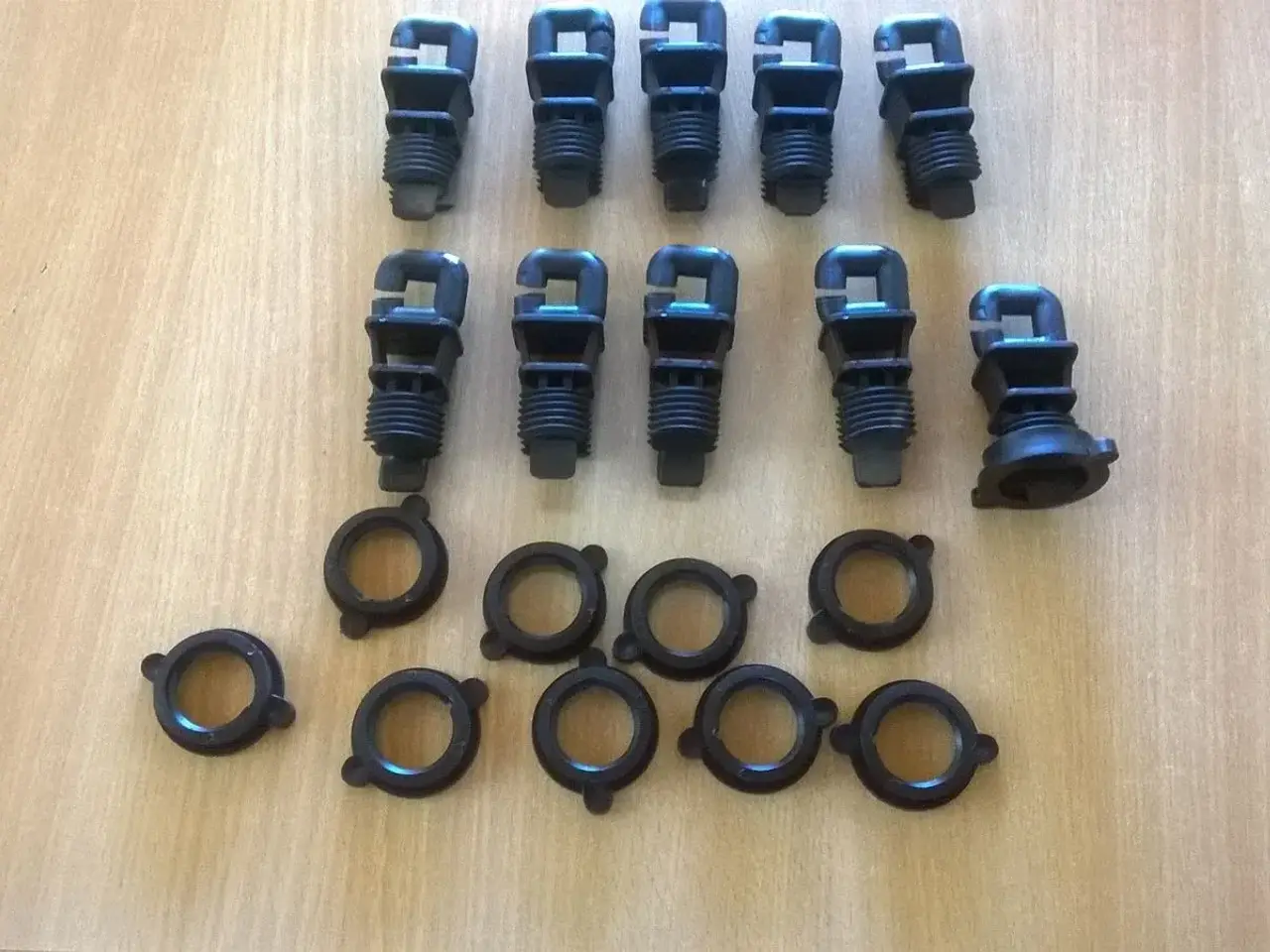 Billede 1 - Isolator til jern/plastpæle 12mm