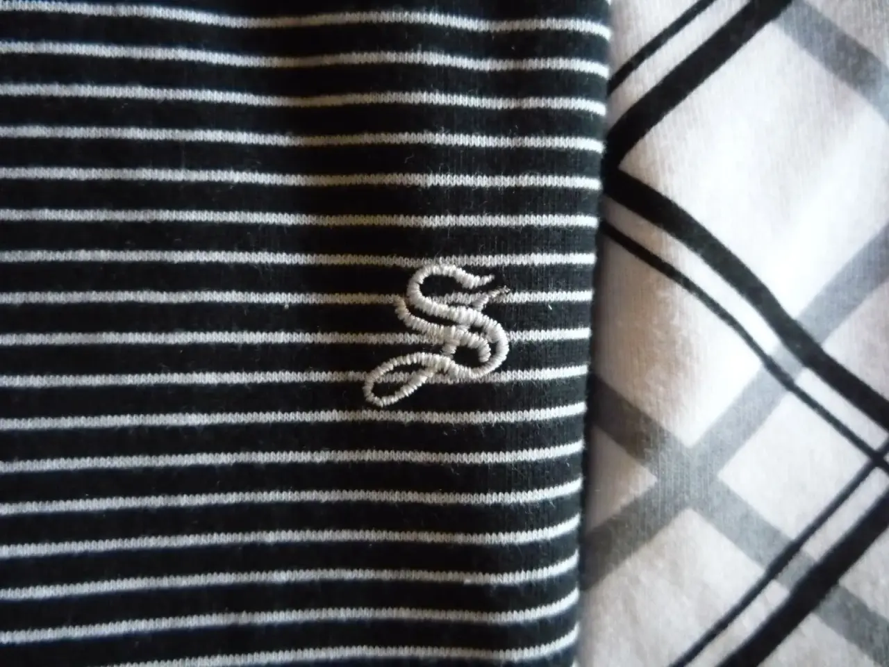 Billede 3 - NEDSAT: 3 helt nye T-shirts
