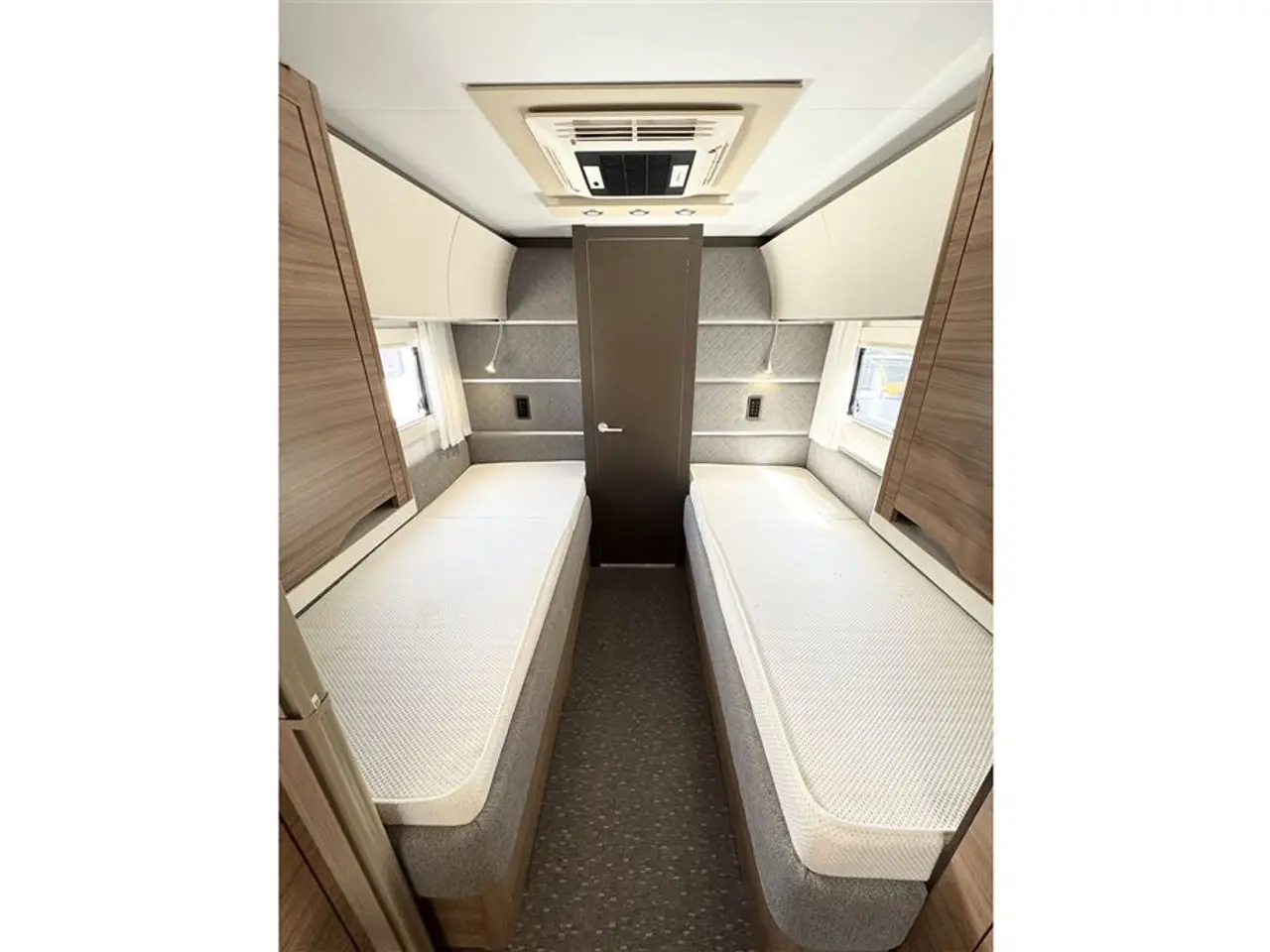 Billede 18 - 2020 - Adria Alpina 753 HT Enkeltsenge-Alde-Gulvvarme.-Aircon-Telt