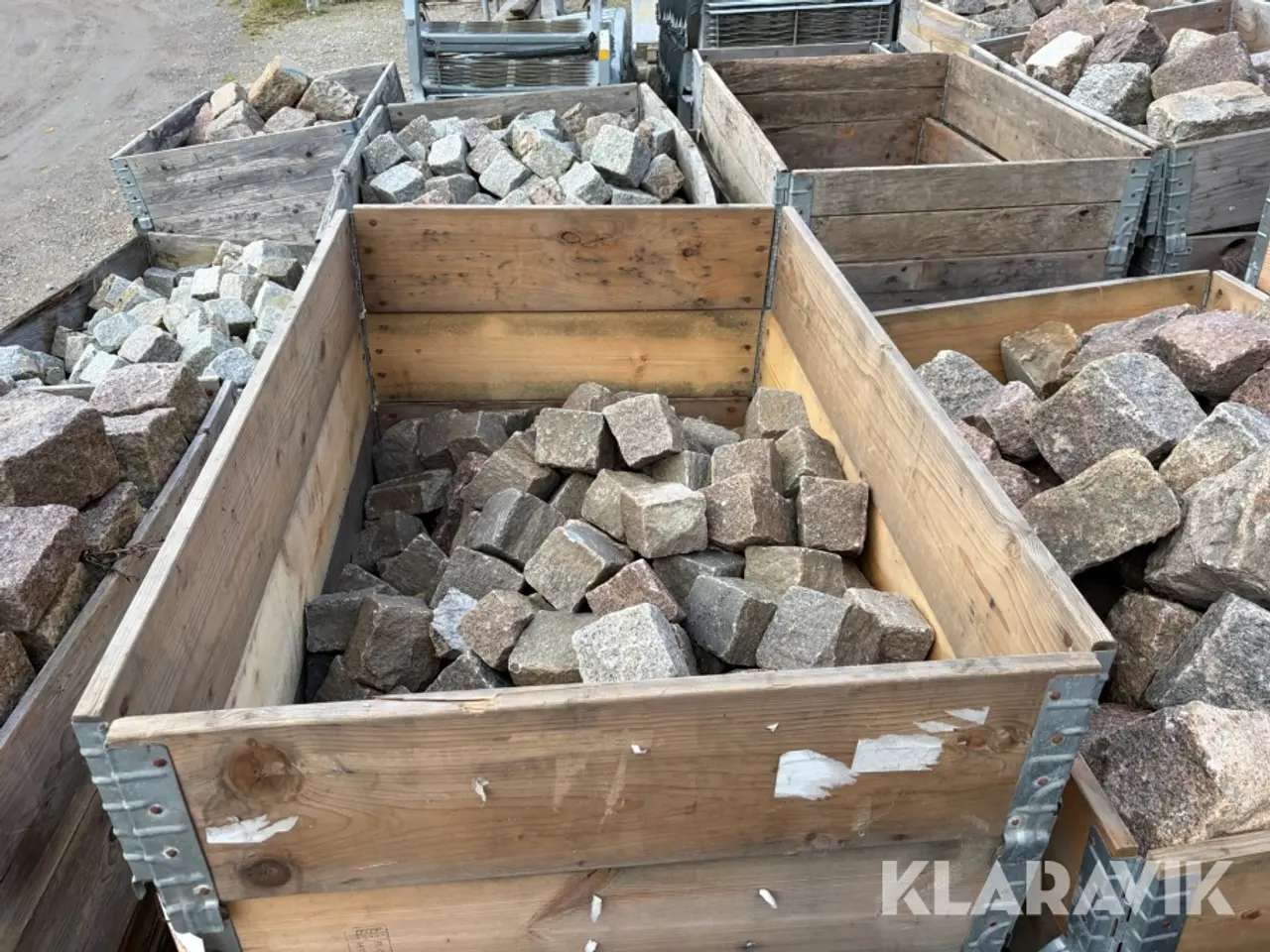 Billede 11 - Sten 26 paller blandet.
