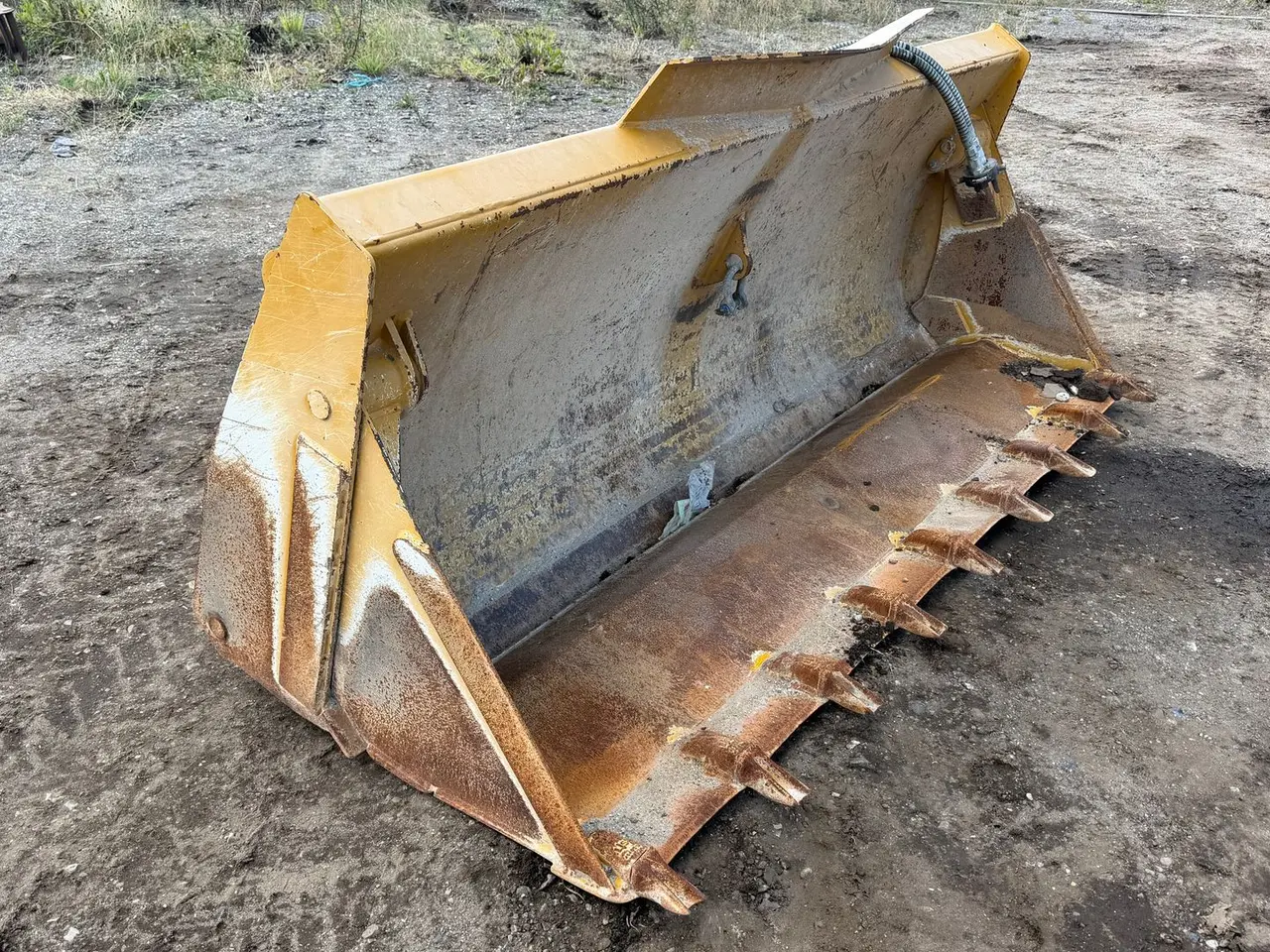 Billede 1 - Hydrema 2550mm 4 x 1 Frontskovl Fin frontskovl til Hydrema - Type L9EH4