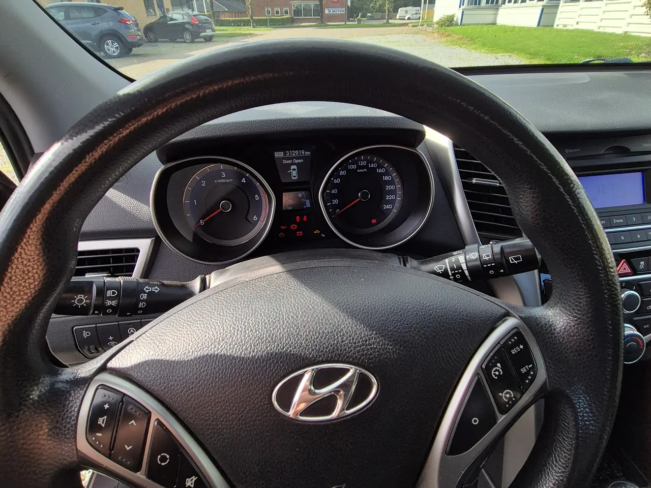 Billede 3 - Pæn Hyundai I30 1,6 CRDI kombi