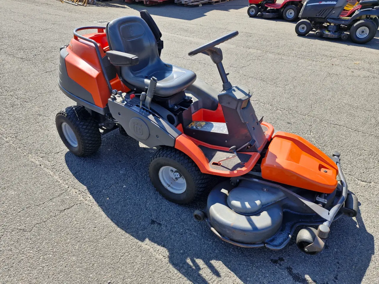 Billede 3 - Husqvarna Rider PF21AWD m. 122cm Combi klippedæk 