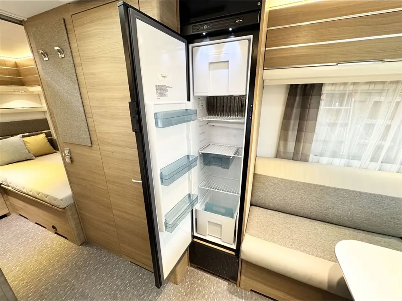 Billede 15 - 2019 - Adria Adora 502 UL Enkeltseng-lameludtræk-Gulv temp.-Mover-Markise
