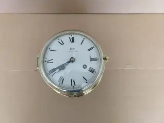 Skibsur "Schaty"