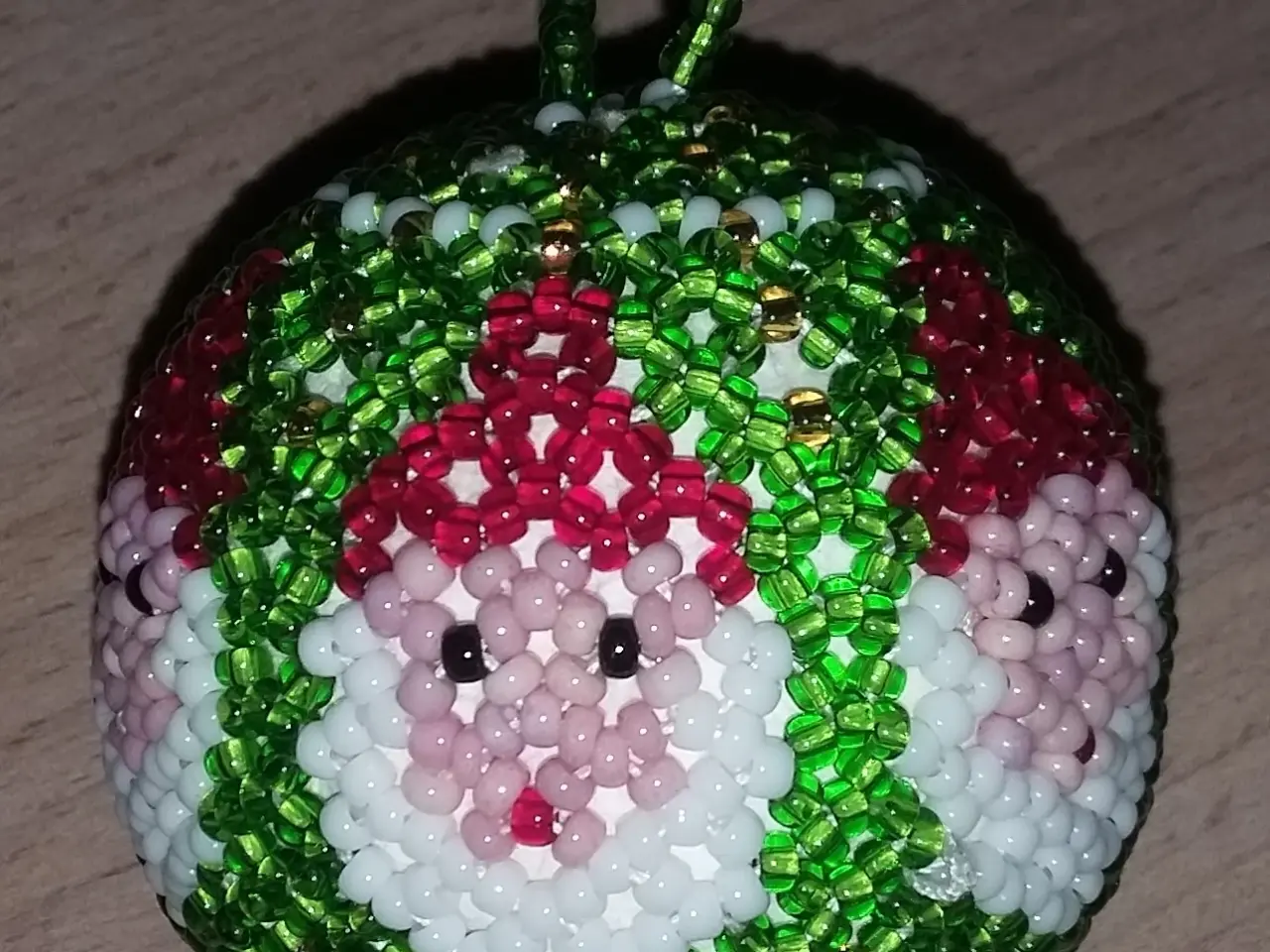 Billede 2 - JULEPYNT AF PERLER