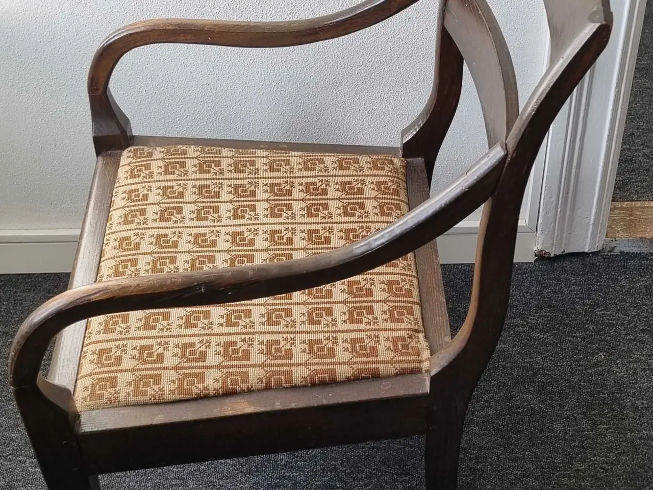 Billede 2 - Retro Stol i God Stand sælges