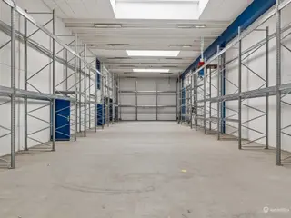 Attraktivt lejemål med lager og stort kontor