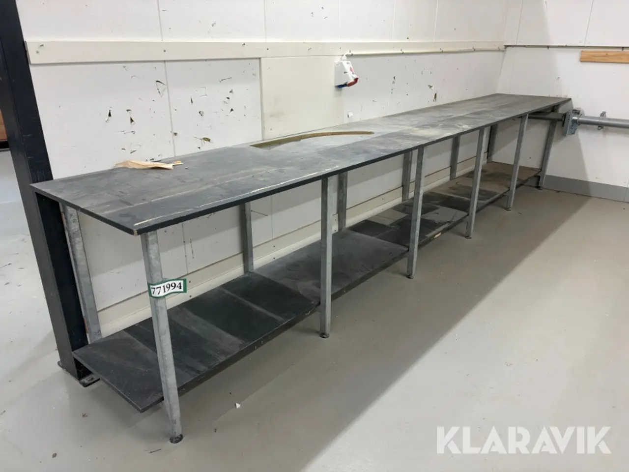 Billede 1 - Arbejdsbord med metalramme