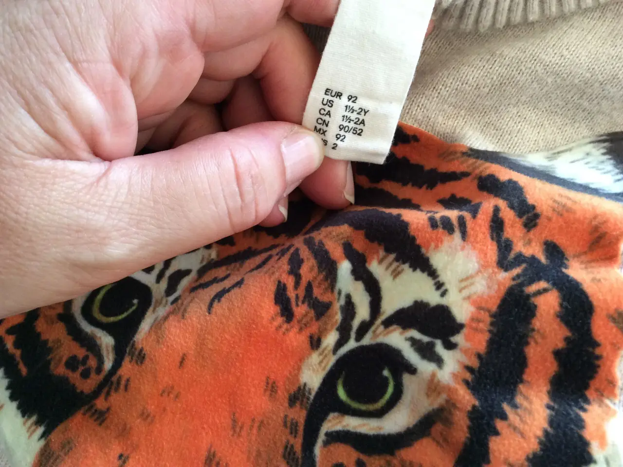 Billede 3 - Strik med tigerhoved