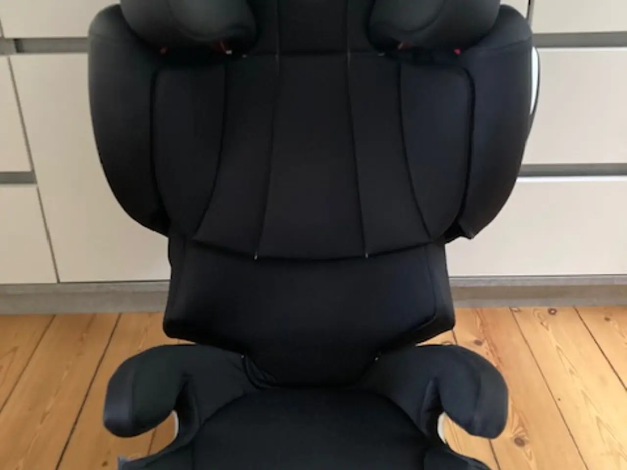 Billede 3 - Autostol i fin stand