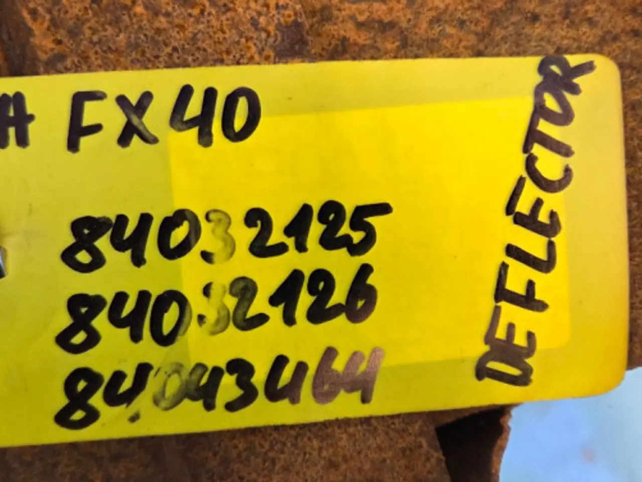 Billede 10 - New Holland FX40 Afledeplade 84032125