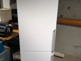 Vestfrost køle/fryseskab 700 kr