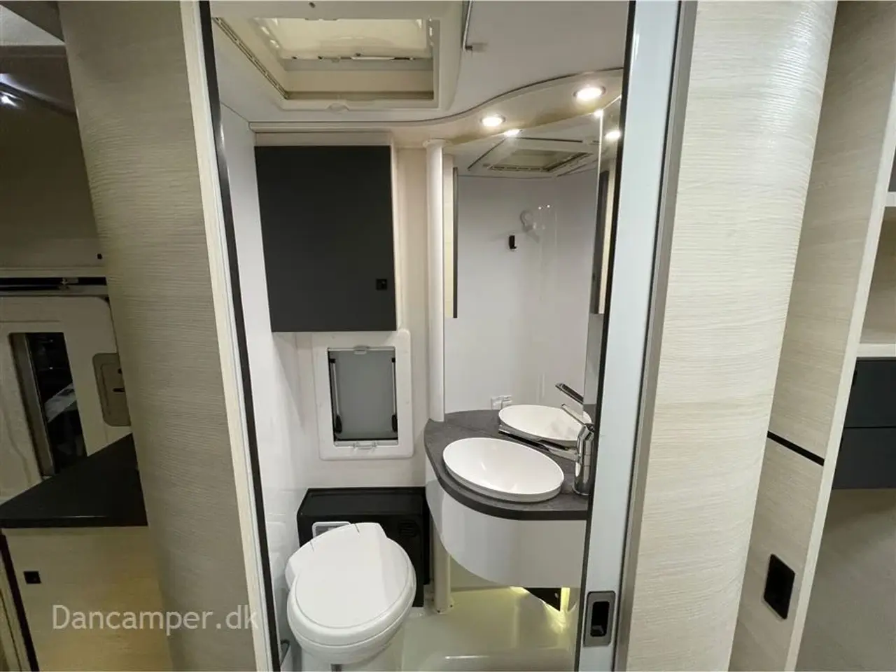 Billede 27 - 2024 - Chausson 660 Titanium ULTIMATE UNDER KLARGØRING! Chausson 660 Titanium ULTIMATE, Elcykelholder, Lithiumbatterier, Induktionsplade, 3000W inverter