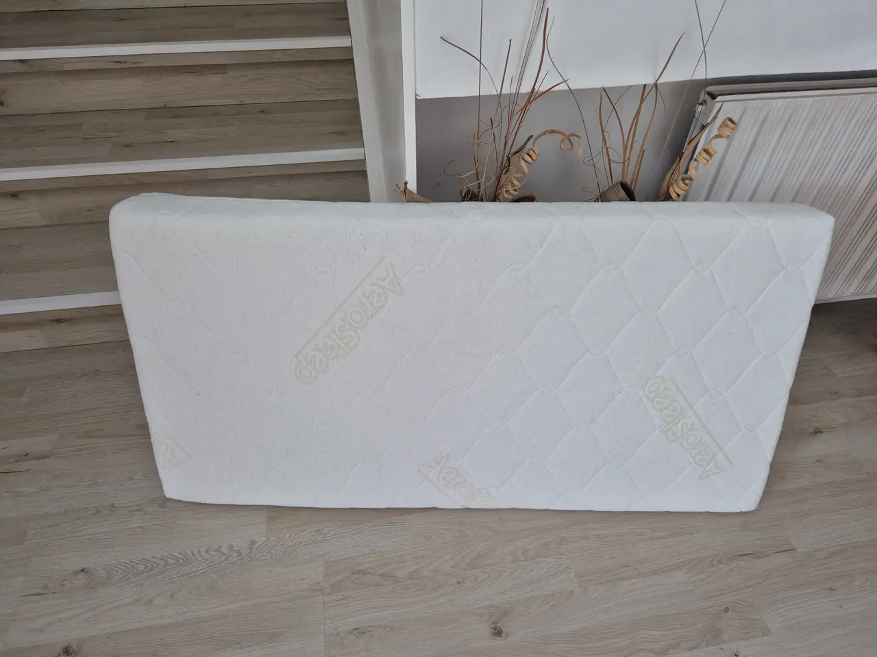 Billede 2 - Topmadras Aerosleep 60x120x10, Utrolig pæn og komm