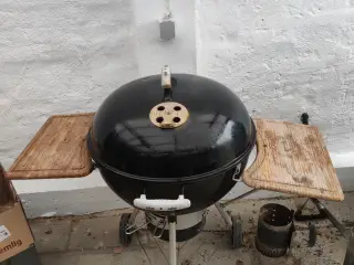 Weber kuglegrill ø57 med 2 riste og masser af tilb
